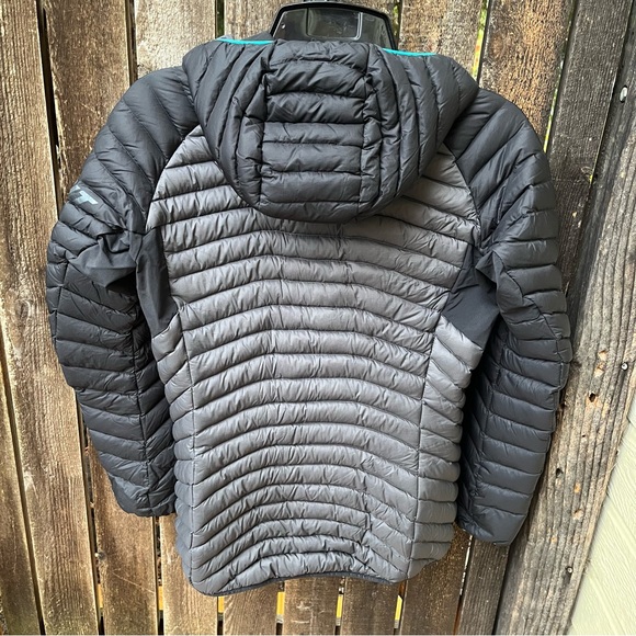 Dynafit Wm’s Radical Down RDS Hooded Jacket In Blackout Sz M - Picture 9 of 16